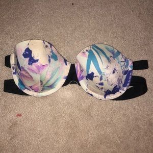 VICTORIA SECRET BATHING SUIT TOP